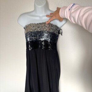 Pre-Loved L Urban Rose black, grey, and silver sequin straples cocktail dress